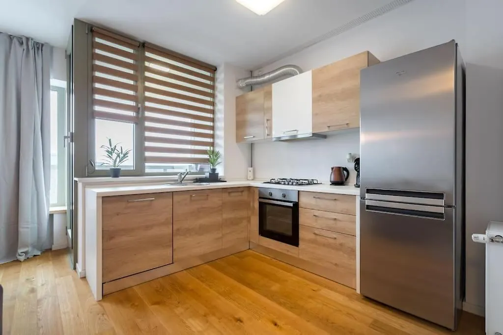 Sky View - Golden Horizon Apartment Bucharest