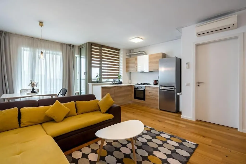 Sky View - Golden Horizon Apartment Bucharest